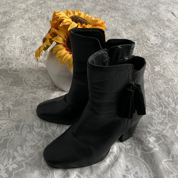 Leather HUSH PUPPIES Ankle boots size 7 - Picture 1 of 11